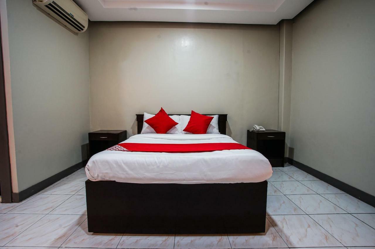 Oyo 192 Tcc Condo-Hostel Davao Exterior photo